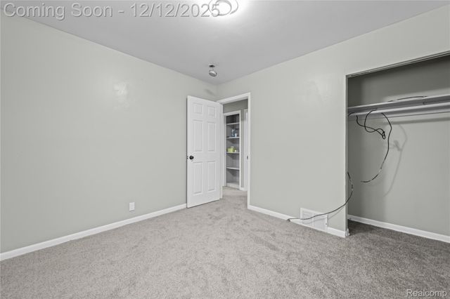 22644 Hill Street, Warren, MI 48091