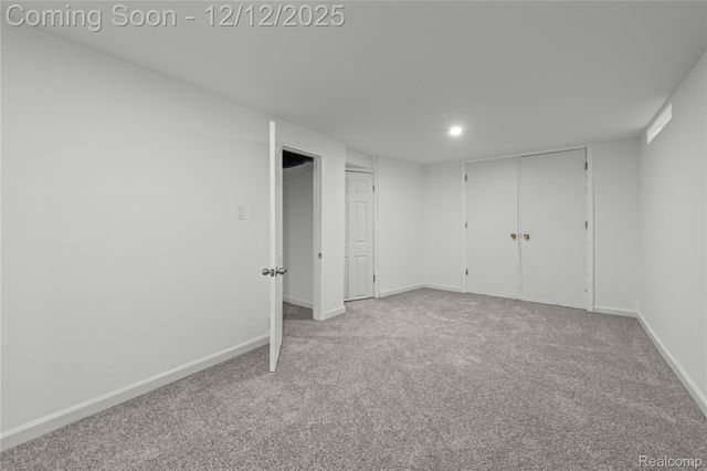 22644 Hill Street, Warren, MI 48091