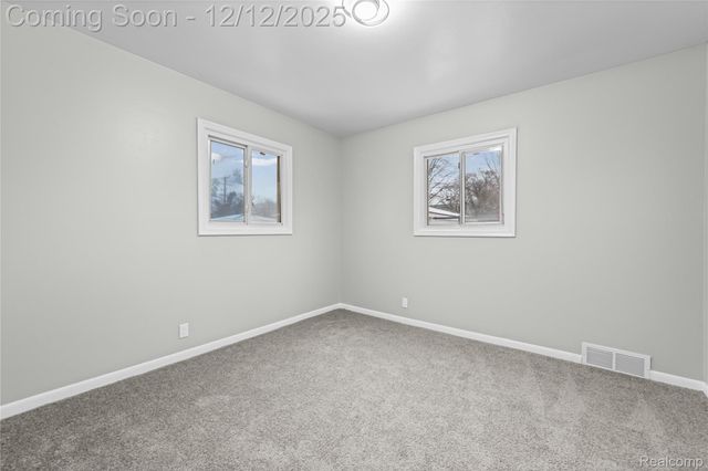 22644 Hill Street, Warren, MI 48091