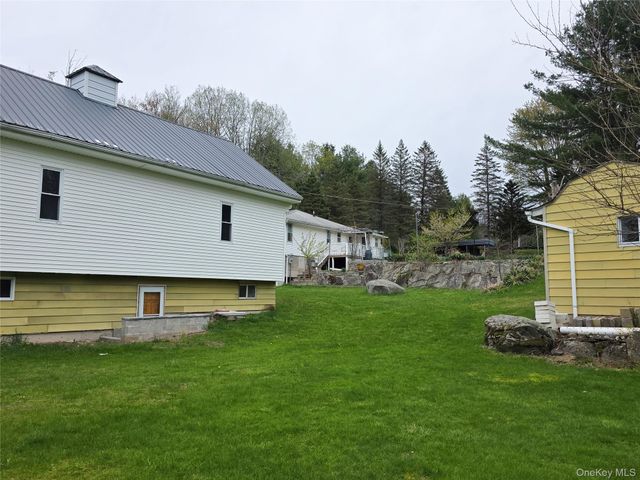 50 Low Road, Neversink, NY 12765