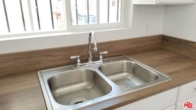 1716 W 45th Street, Los Angeles, CA 90062