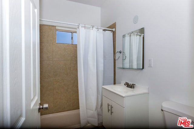 1716 W 45th Street, Los Angeles, CA 90062