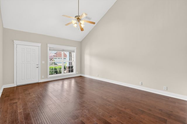 306 Whiteamore Run, Murfreesboro, TN 37128