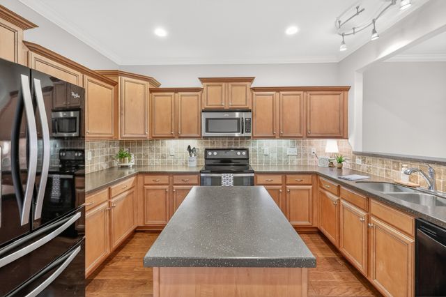 306 Whiteamore Run, Murfreesboro, TN 37128