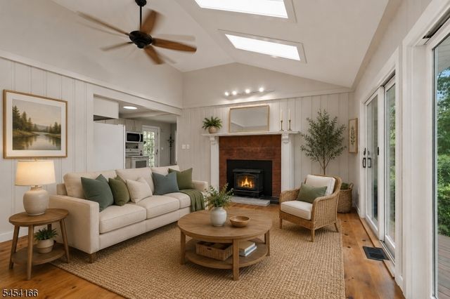 111 S Shore Dr, Wantage Twp., NJ 07461