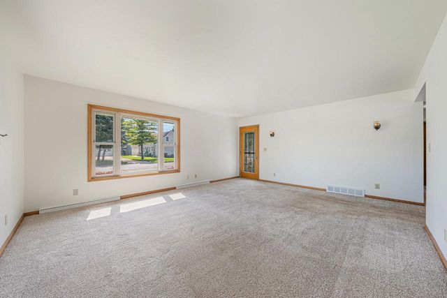 704 JOHN STREET, Menasha, WI 54952