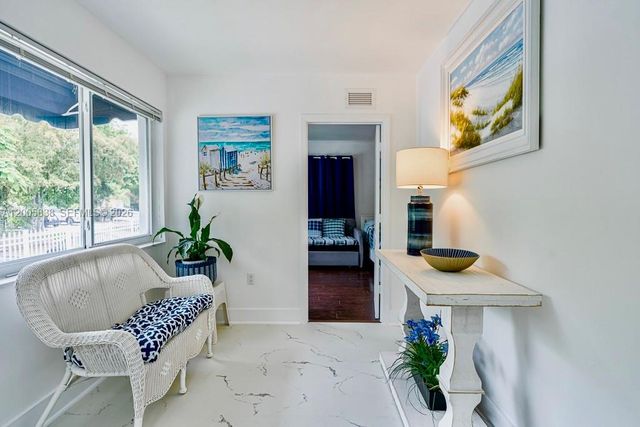 126 NW 33rd St, Miami, FL 33127