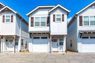 300 Stewarts Ferry Pike Apt 8, Nashville, TN 37214