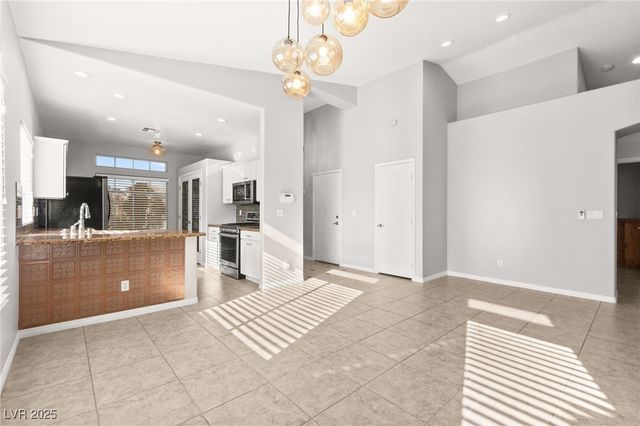 1679 Clovercrest Court, Henderson, NV 89012