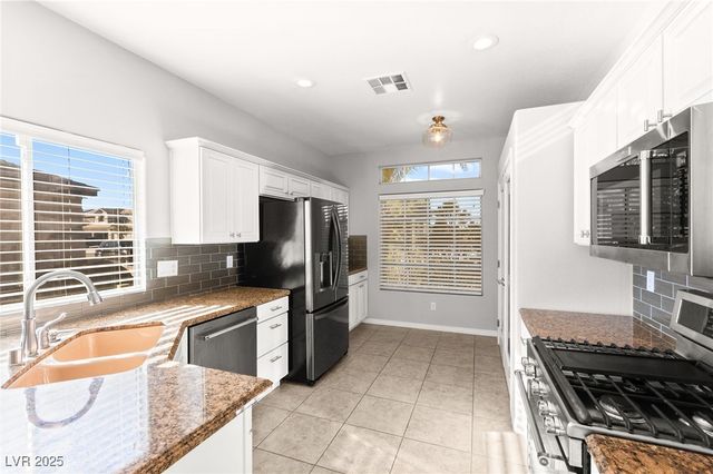 1679 Clovercrest Court, Henderson, NV 89012