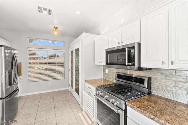 1679 Clovercrest Court, Henderson, NV 89012