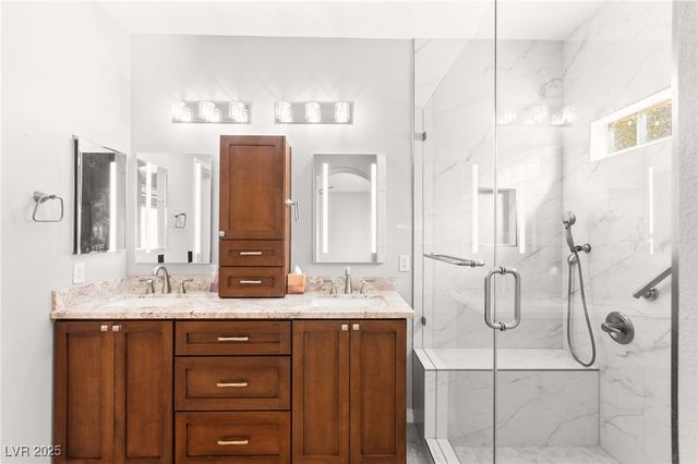 1679 Clovercrest Court, Henderson, NV 89012