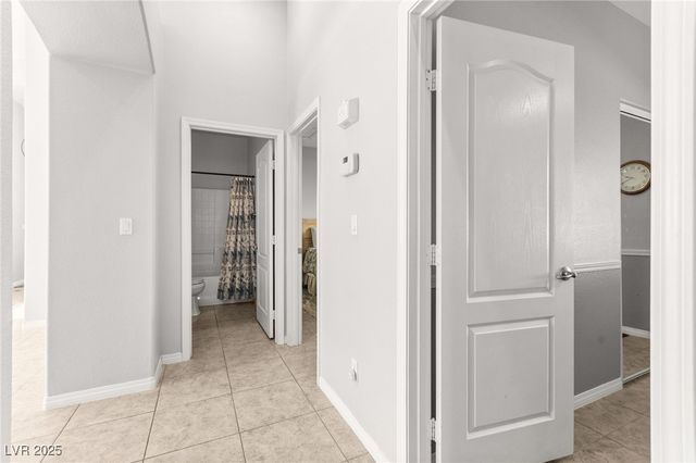 1679 Clovercrest Court, Henderson, NV 89012