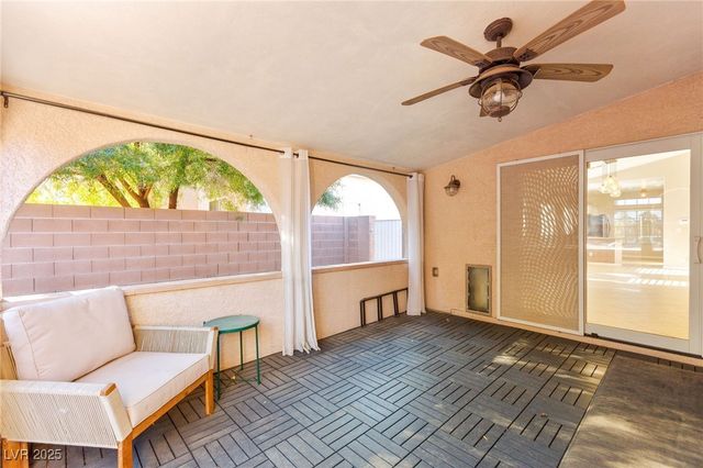 1679 Clovercrest Court, Henderson, NV 89012