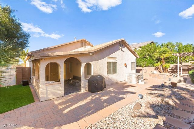 1679 Clovercrest Court, Henderson, NV 89012