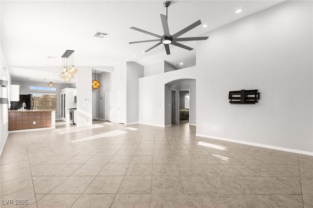 1679 Clovercrest Court, Henderson, NV 89012