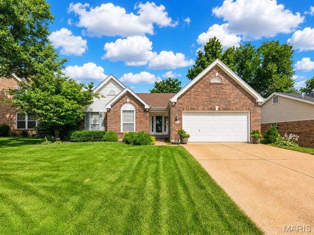 4455 Forder Oaks Drive, St Louis, MO 63129