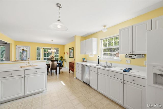 4455 Forder Oaks Drive, St Louis, MO 63129