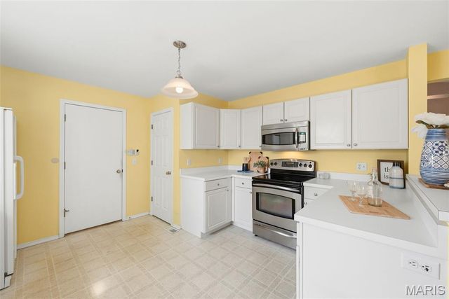 4455 Forder Oaks Drive, St Louis, MO 63129