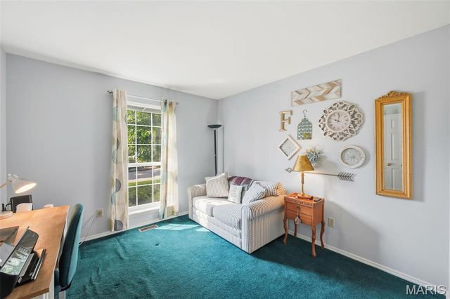 4455 Forder Oaks Drive, St Louis, MO 63129
