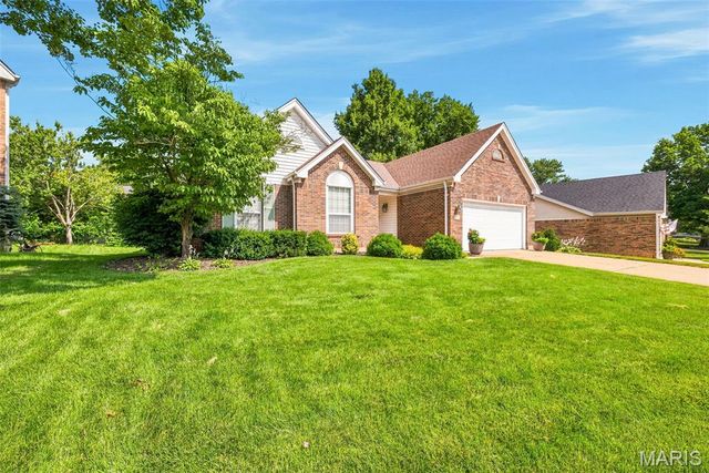 4455 Forder Oaks Drive, St Louis, MO 63129