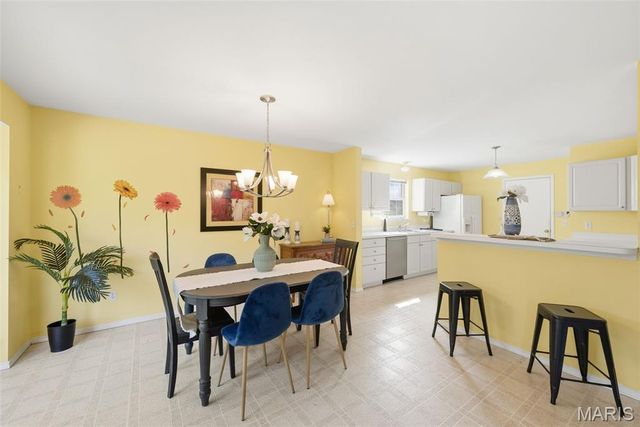 4455 Forder Oaks Drive, St Louis, MO 63129