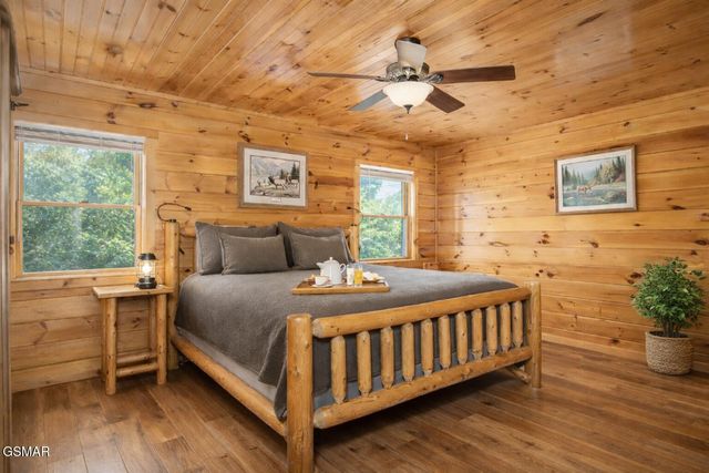 2039 Oakmont Drive, Sevierville, TN 37876