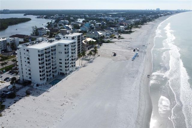 26340 Hickory BLVD # 302, Bonita Springs, FL 34134