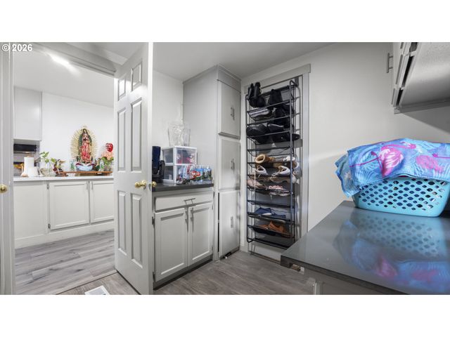 15758 Se HIGHWAY 224 120, Damascus, OR 97089