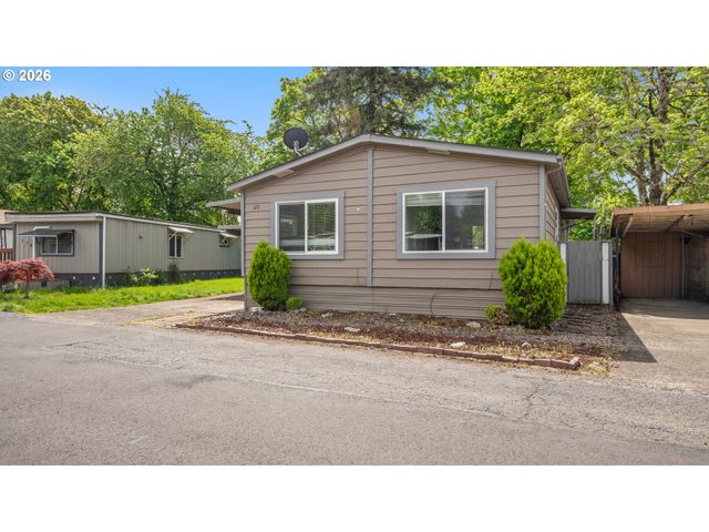 15758 Se HIGHWAY 224 120, Damascus, OR 97089