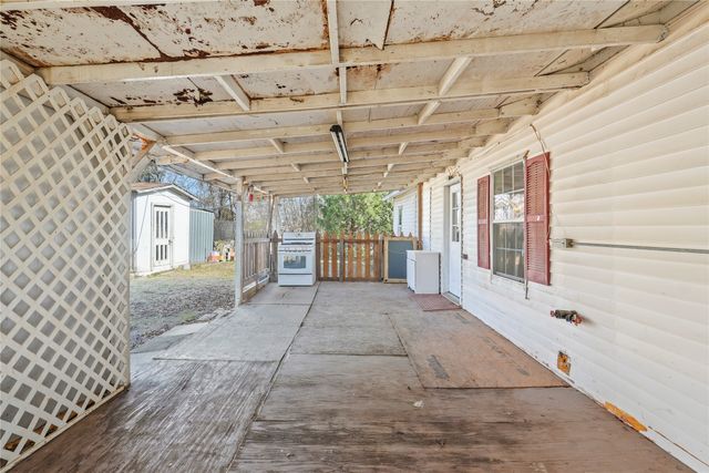 1326 Dewberry Street, Wilmer, TX 75172