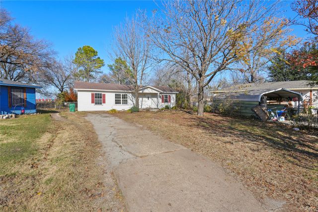 1326 Dewberry Street, Wilmer, TX 75172