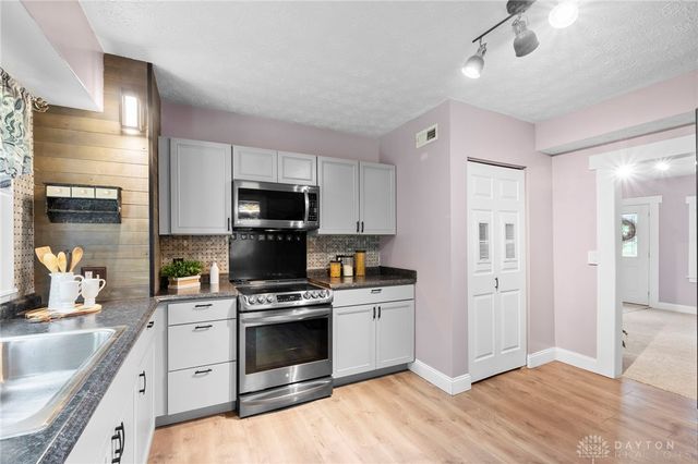316 Beach Drive, Medway, OH 45341