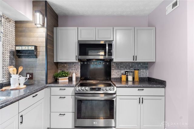 316 Beach Drive, Medway, OH 45341