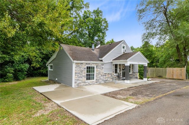 316 Beach Drive, Medway, OH 45341