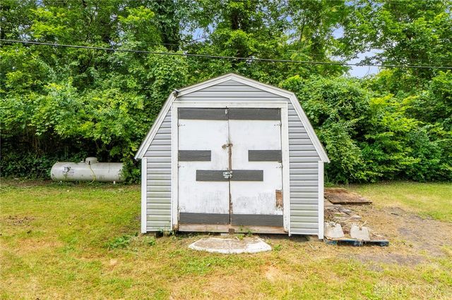 316 Beach Drive, Medway, OH 45341