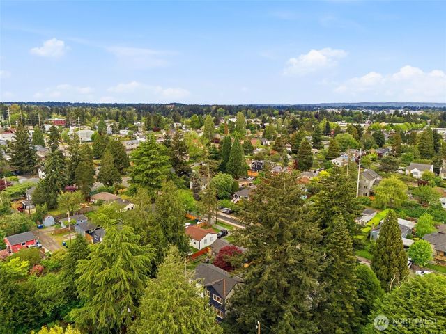 9723 Evanston Avenue N, Seattle, WA 98103