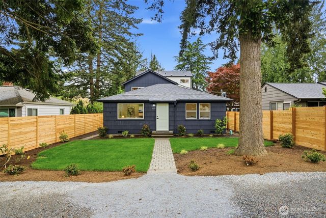 9723 Evanston Avenue N, Seattle, WA 98103