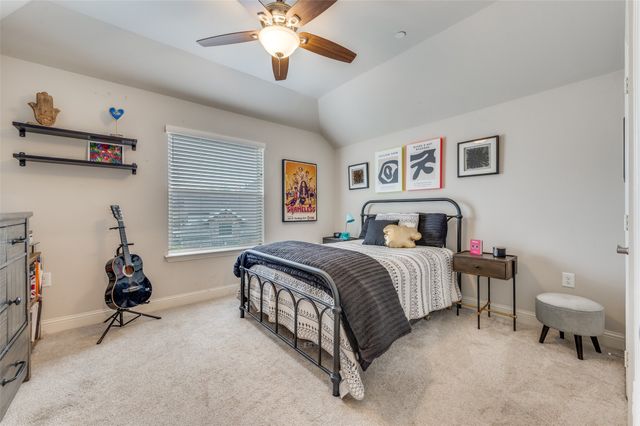 1023 Birds Fort Trail, Arlington, TX 76005