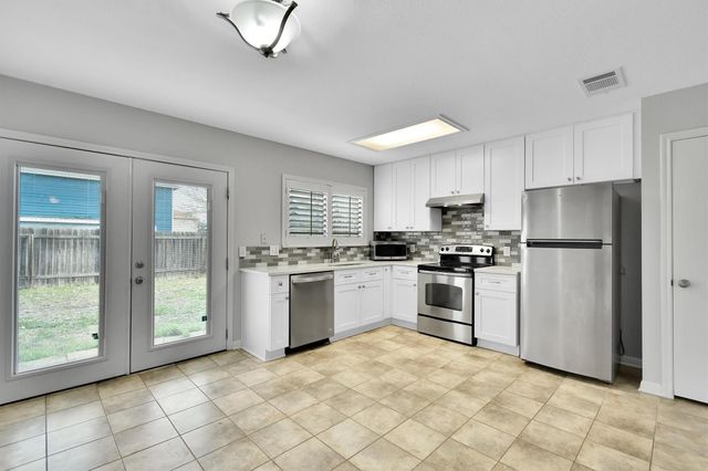 3315 Settlement DR, Round Rock, TX 78665