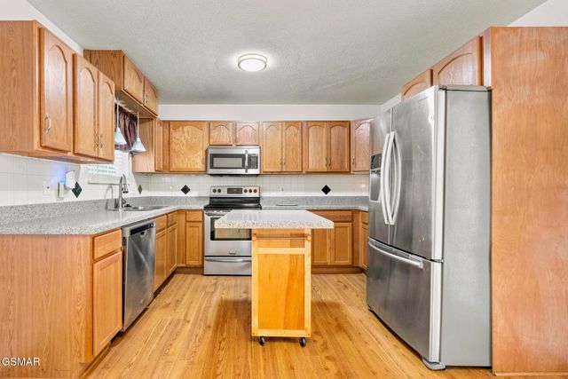2903 Large Oak Lane, Knoxville, TN 37921