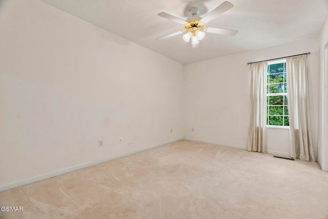 2903 Large Oak Lane, Knoxville, TN 37921
