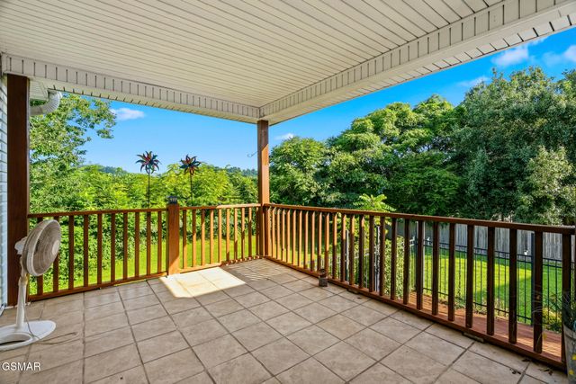 2903 Large Oak Lane, Knoxville, TN 37921