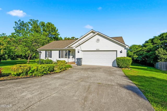 2903 Large Oak Lane, Knoxville, TN 37921