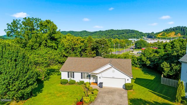 2903 Large Oak Lane, Knoxville, TN 37921
