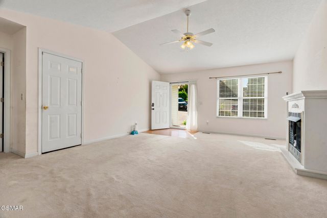 2903 Large Oak Lane, Knoxville, TN 37921