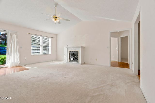 2903 Large Oak Lane, Knoxville, TN 37921