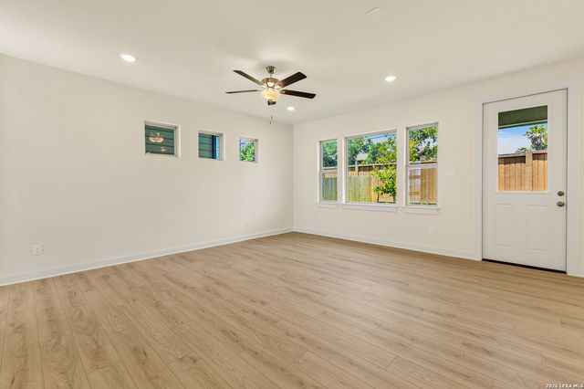 104 Tribus, San Antonio, TX 78238