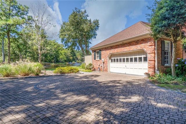 453 Discovery RD, Virginia Beach, VA 23451