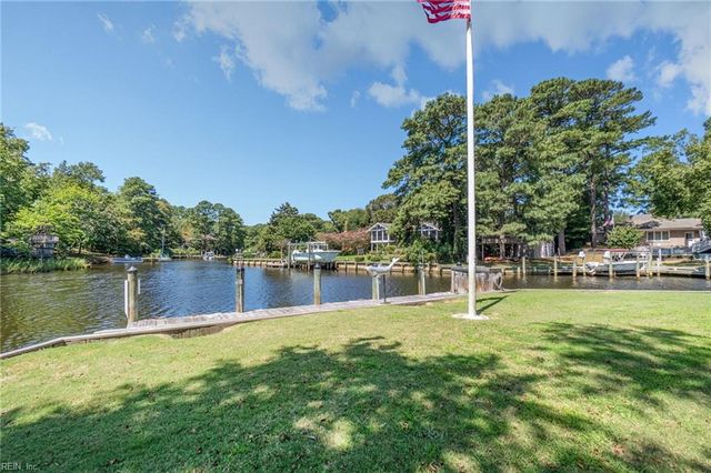 453 Discovery RD, Virginia Beach, VA 23451